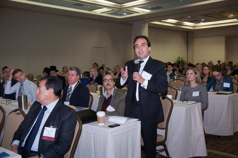 An audience member asking a question at the 2016 Global Methane Forum in Washington, D.C., United States. <br><span class='small text-muted'>(2016, Washington, D.C., United States)</span>