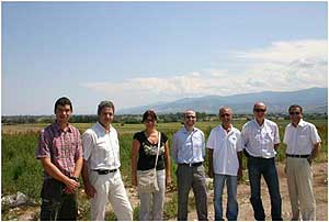 Tom Frankiewicz, of the U.S. EPA's LMOP, at the Plovdiv Landfill with representatives from the Municipality of Plovdiv.